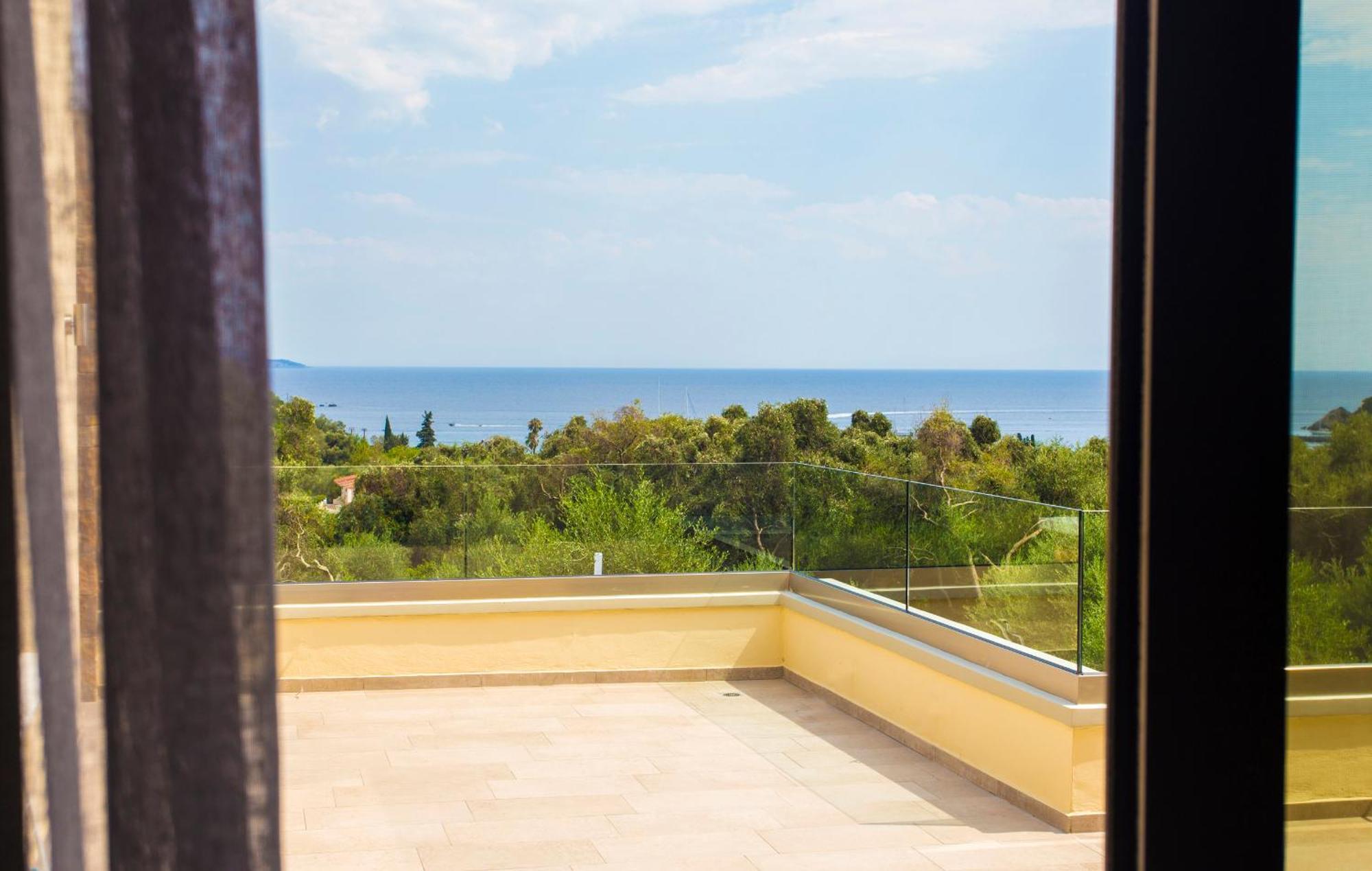 Golden Bay Suites & Maisonettes Parga Exterior photo