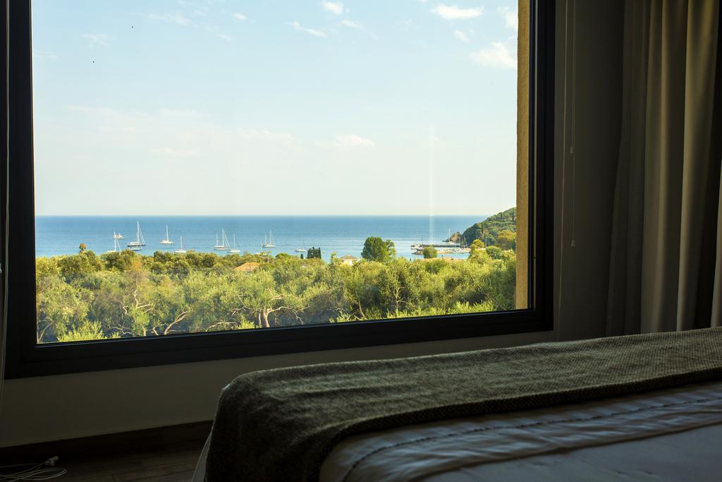 Golden Bay Suites & Maisonettes Parga Exterior photo
